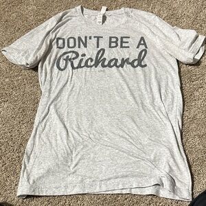 Hippie Runner Gray Graphic Women’s T-Shirt-EUC